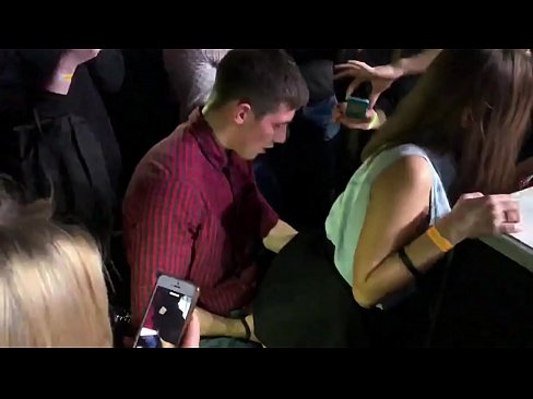 ❤️ රුසියානු රාත්‍රී සමාජ ශාලාවක සැබෑ ලිංගිකත්වය. 18 හැවිරිදි රුසියානු තරුණියක් ගුද මාර්ගයේ සහ යෝනි මාර්ගයේ රාත්‍රී සමාජ ශාලාවක කෙලවා ඇත ❤️❌ ලස්සන අසභ්‍ය අපෙන්% si.libporno.ru% ❌❤